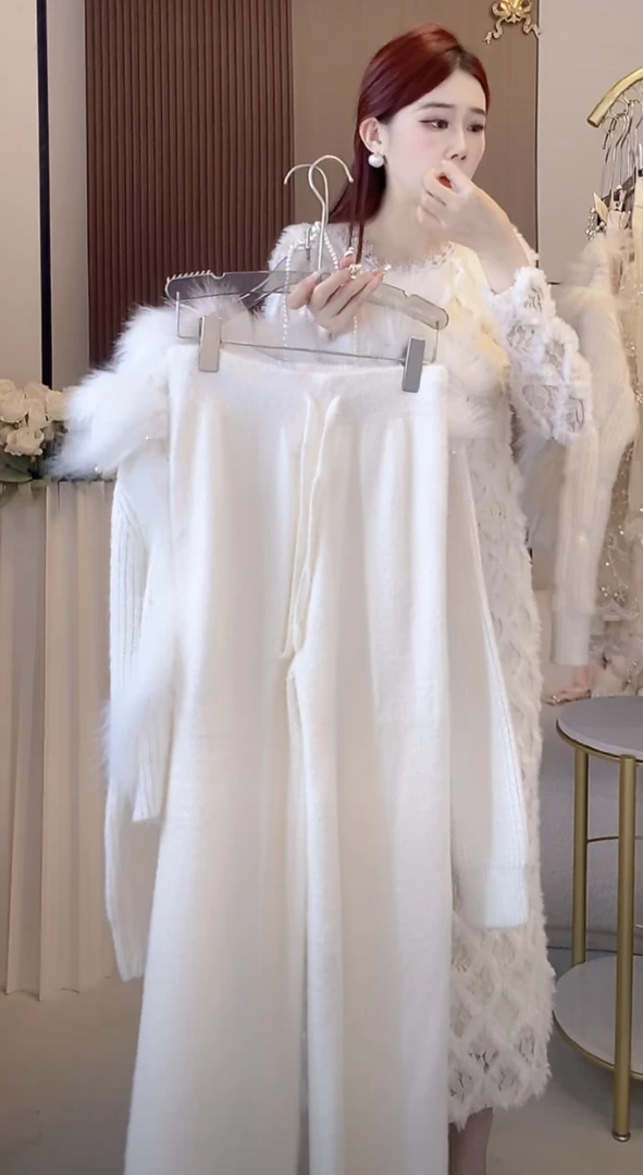 2024早秋环保高奢水貂毛长裤