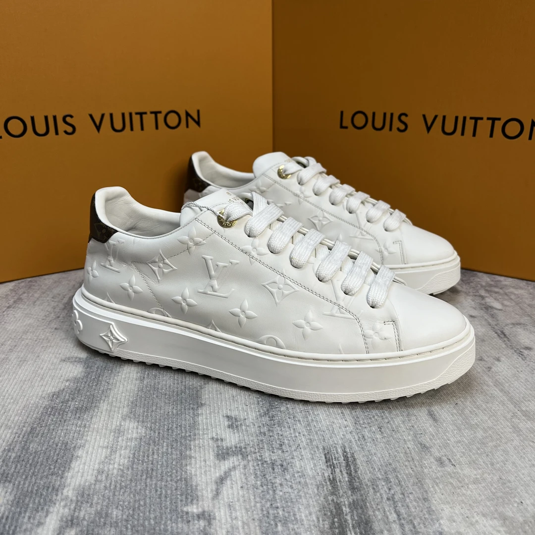 95新 LouisVuitton/路易威登 白色Time out浮雕老花厚底鞋/38欧