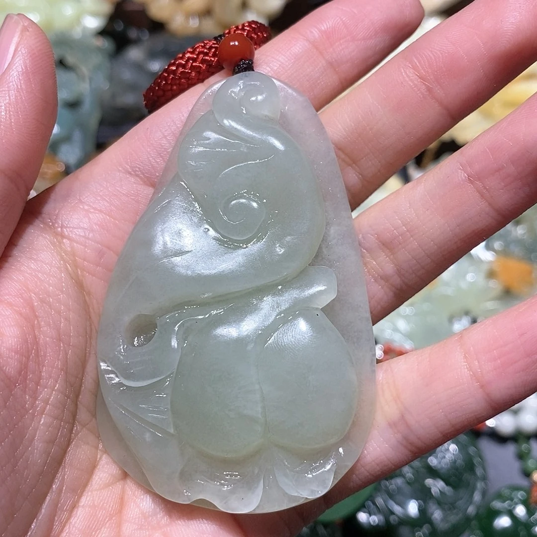 岫玉吊坠(赠链)未镶嵌