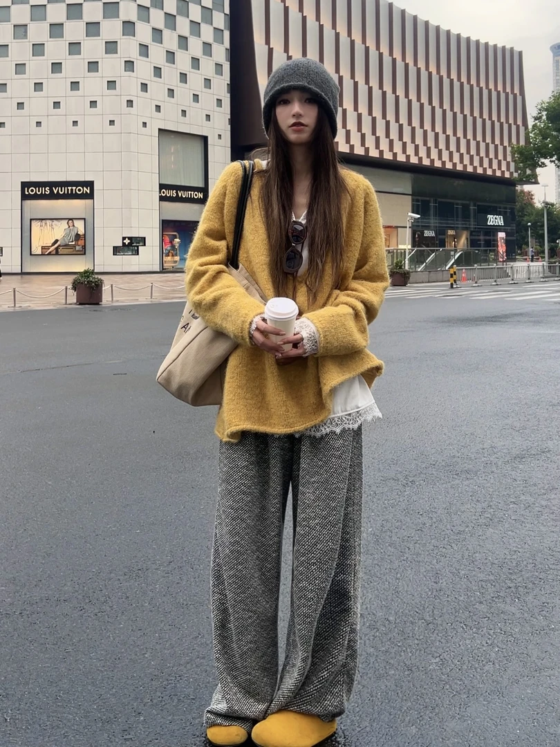 YSQ慵懒风大V领套头毛衣女秋冬新款气质百搭休闲时尚宽松针织上衣