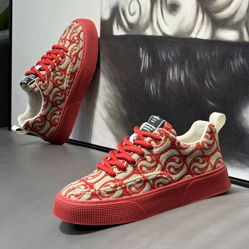 男鞋2024新款春季透气板鞋潮流百搭厚底男士印花舒适运动休闲潮鞋