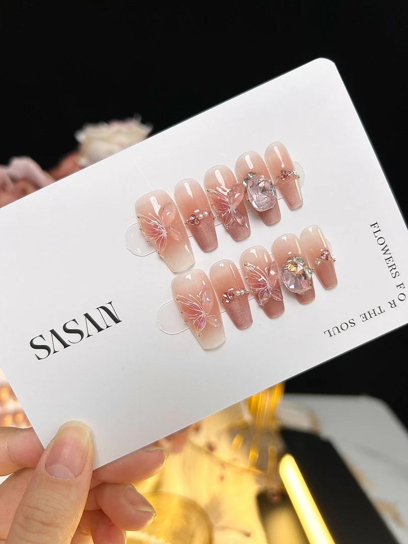 【穿戴甲】脏脏猫纯欲浮雕立体蝴蝶冰透渐变蝴蝶泡芙裸色时尚穿戴甲