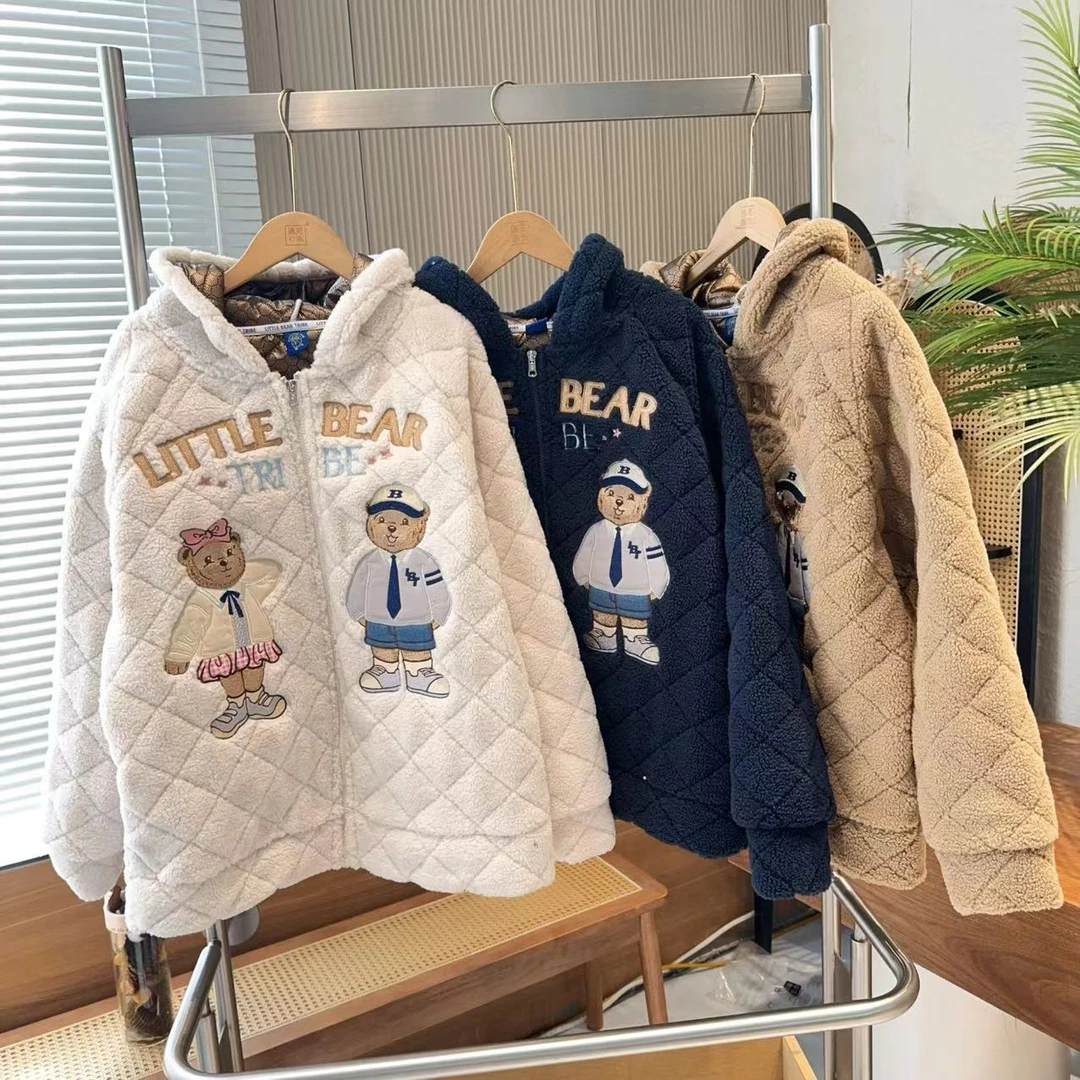 重磅 克重950克 勇闯哈尔滨 黑金 外套拉链 女款 8979