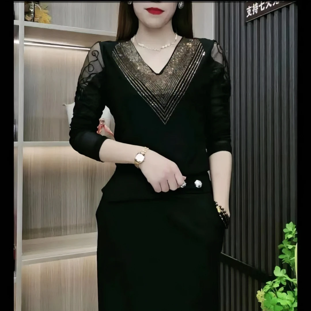 气质打底小衫显瘦遮肉大码时尚内搭蕾丝V领上衣洋气衣服女99