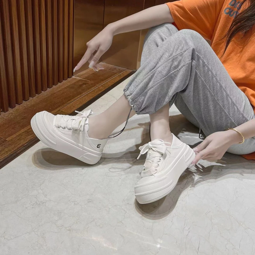 春季新款真皮厚底软底单皮时尚潮流百搭女休闲运动小白鞋板鞋韩版