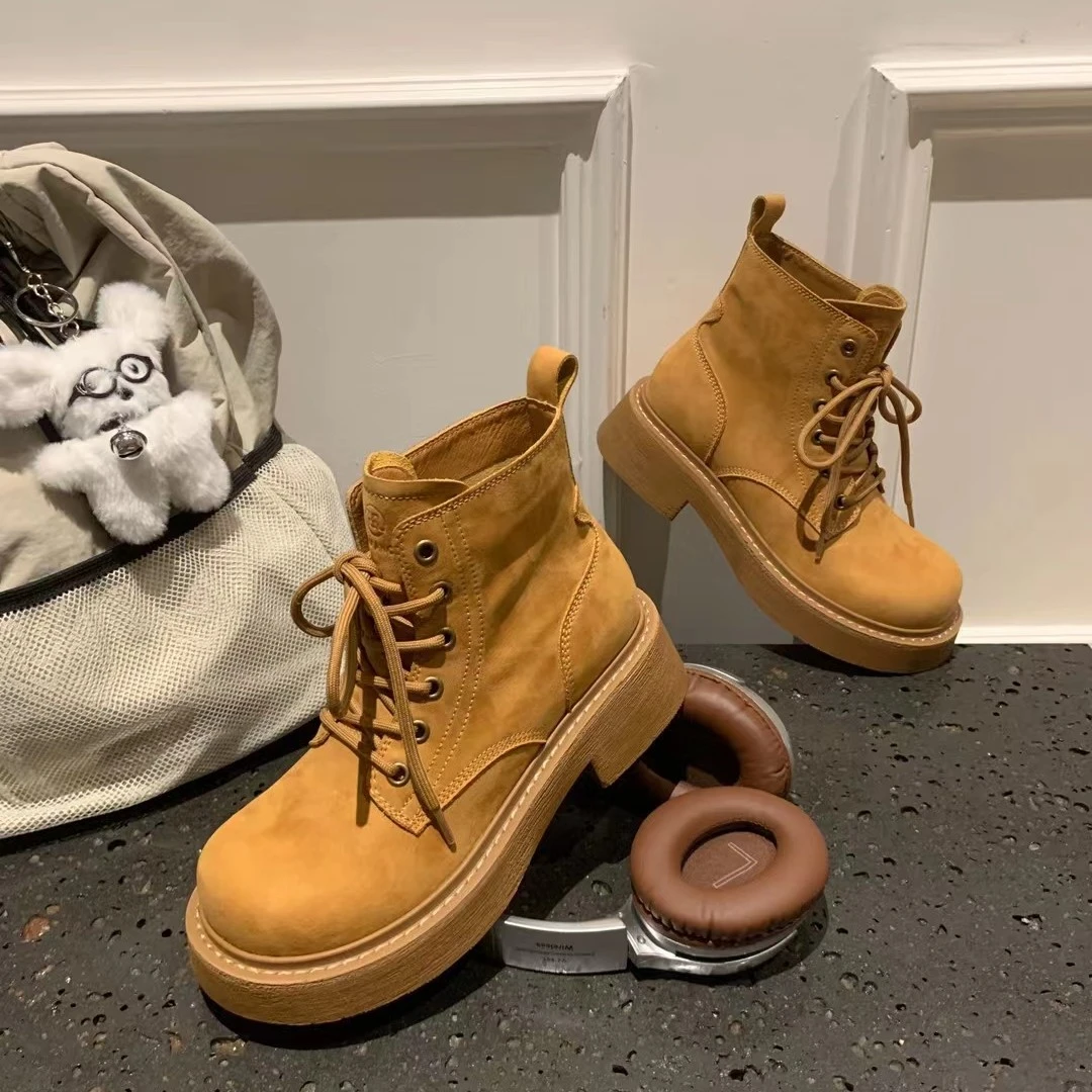 秋季新款真皮高帮女时尚潮流百搭马丁靴厚底粗跟复古圆头靴子单靴