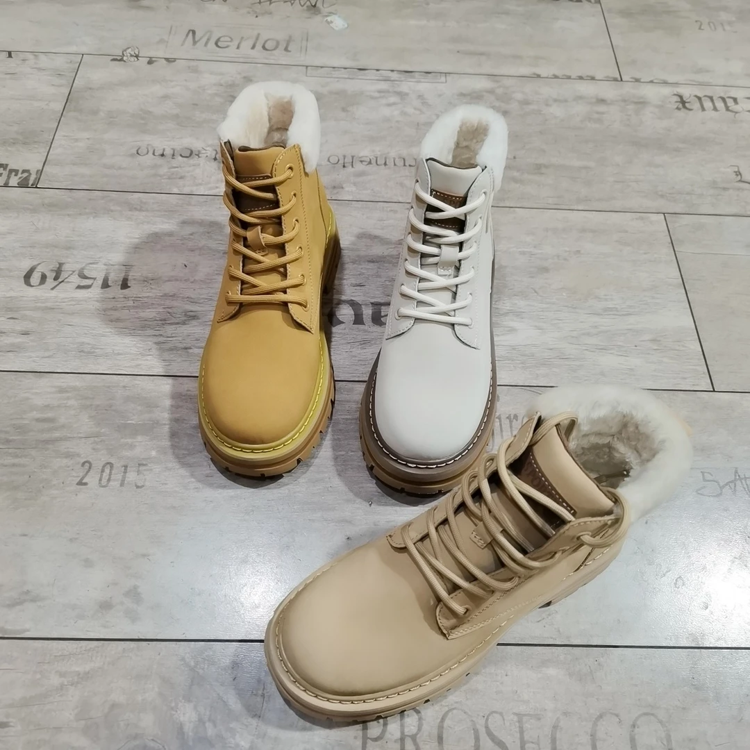 冬季新款纯皮真毛口女式大黄靴马丁靴圆头韩版英伦风大棉百搭厚底