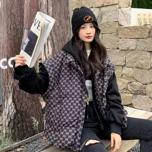 海宁时尚印花假两件短款羽绒服冬季宽松连帽保暖外套68866