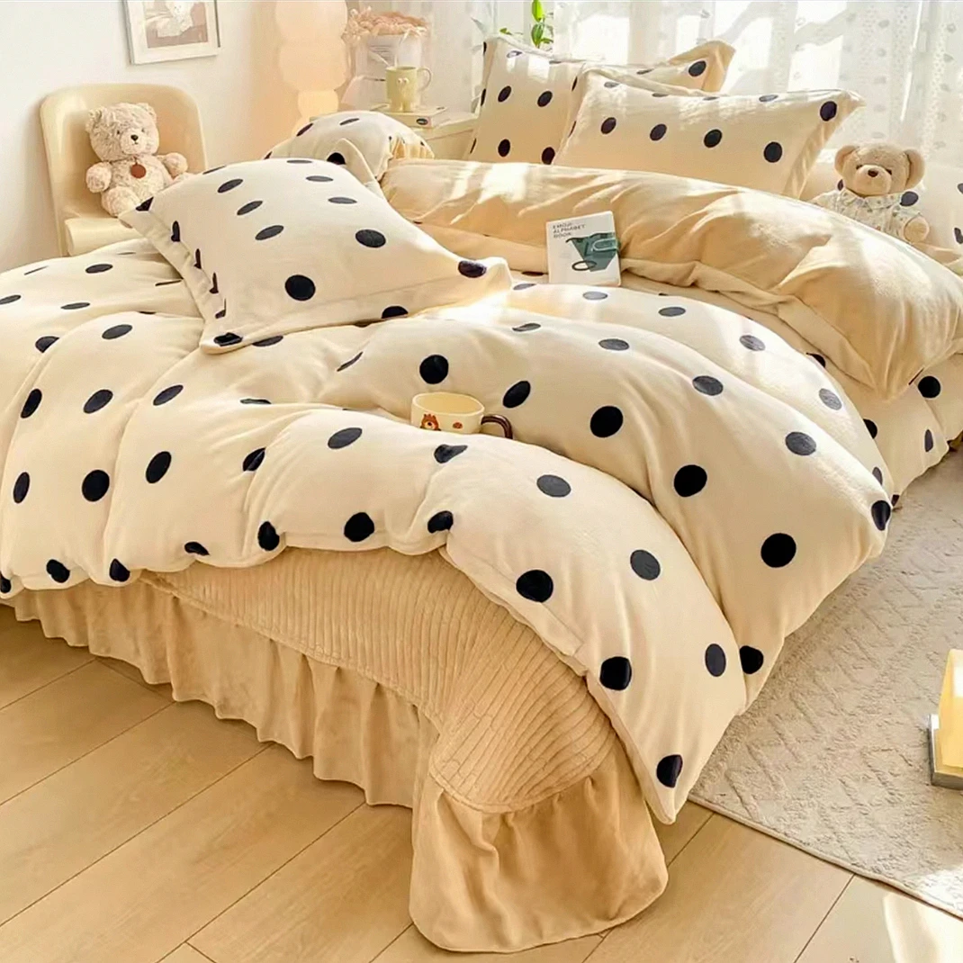 牛奶绒床盖四件套加厚床盖夹棉双面绒小清新冬季保暖不掉毛无静电