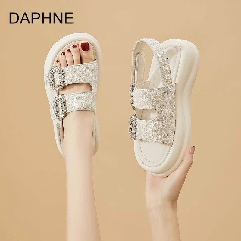 达芙妮厚底拖鞋女夏外穿2024新款新中式平底凉拖防滑软底沙滩凉鞋