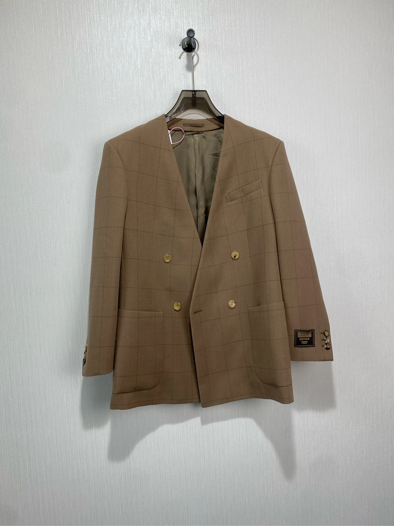 回奢帝/Gucci 古驰/骆色条纹标签西装 /48码/99新/17040
