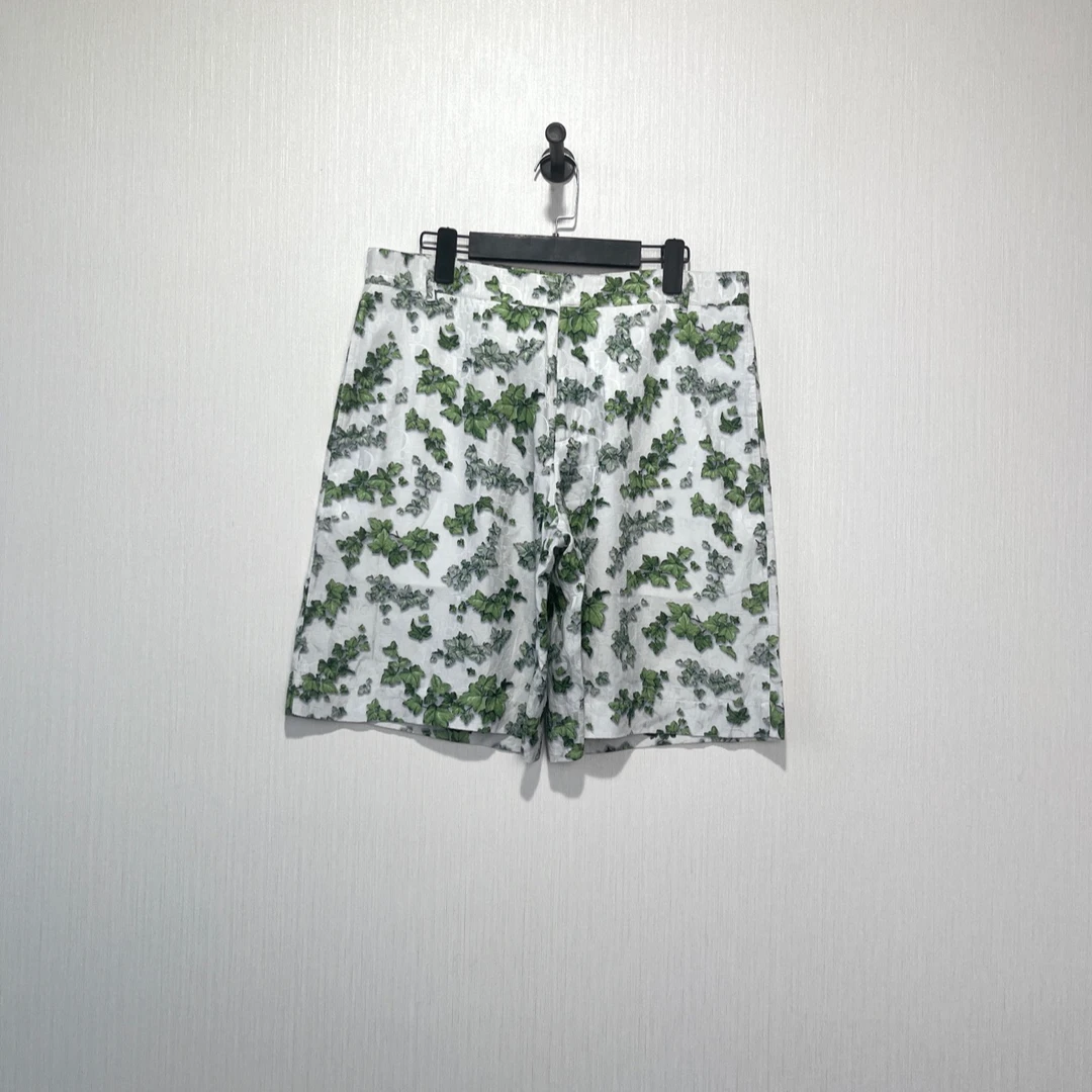 Dior 迪奥 暗纹满印白绿山茶花短裤 50码/99新/公价8600