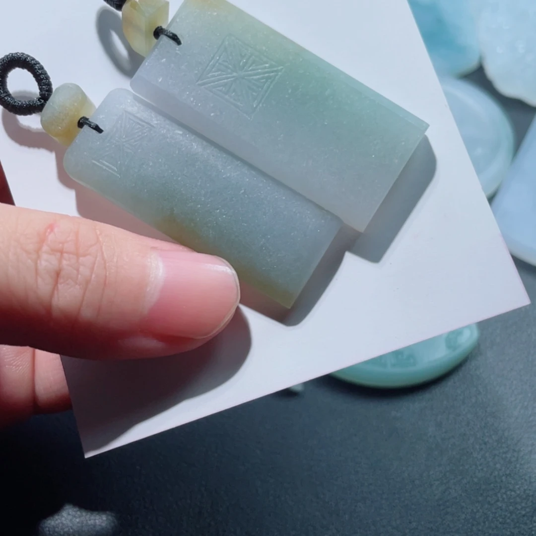 【闪购商品】定制翡翠未镶嵌兴****木