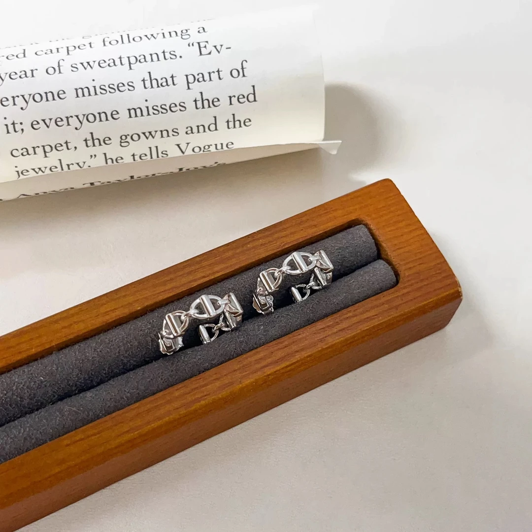 925银耳饰 S925纯银秋冬新款镂空猪鼻子圈圈耳钉