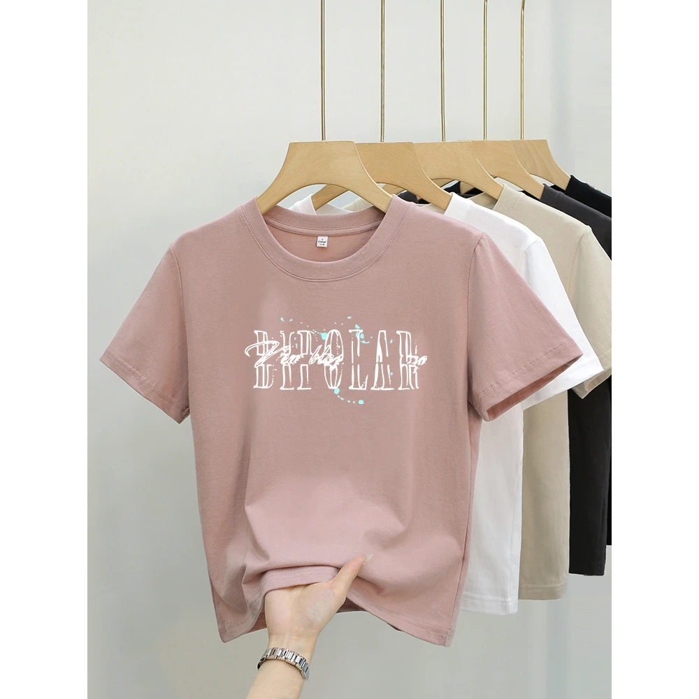 2024年夏季圆领短款ins显瘦百搭时尚休闲印花修身设计感t恤女