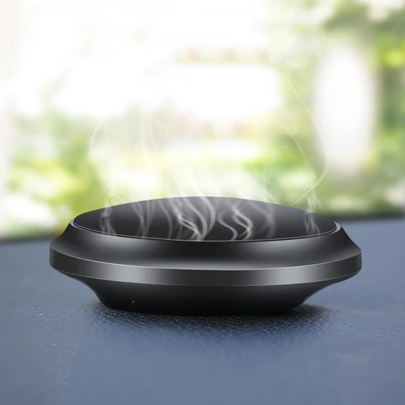 创意车用香水飞碟香水座 车载香薰金属ufo 车内装饰香膏汽车摆件