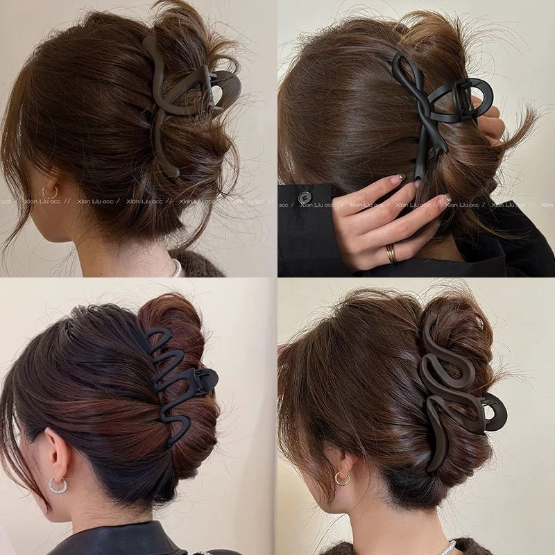 秋冬抓夹女13CM大号鲨鱼夹高级感发夹新款后脑勺夹子抓夹大号洋气