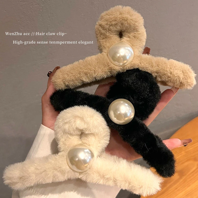 2024新款毛绒抓夹女高级感毛毛头饰发卡大号发夹后脑勺盘发鲨鱼夹