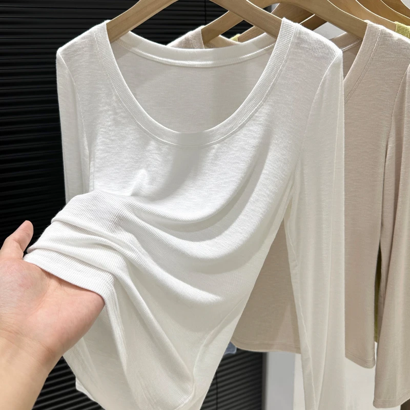 白色低领圆领针织长袖T恤女2025秋季薄款软糯内搭正肩打底衫上衣