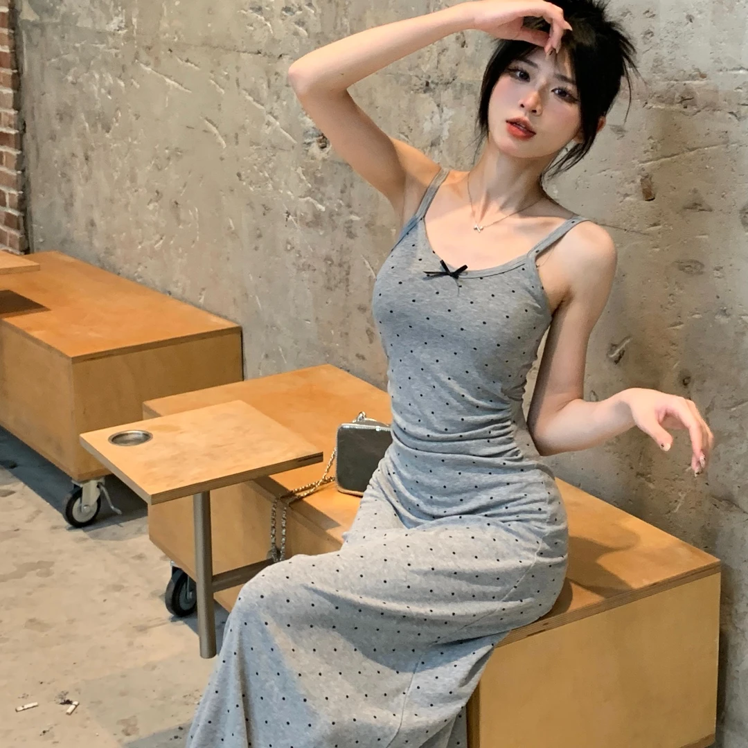 2428151夏季百搭气质波点印花性感显瘦收腰修身包臀裙