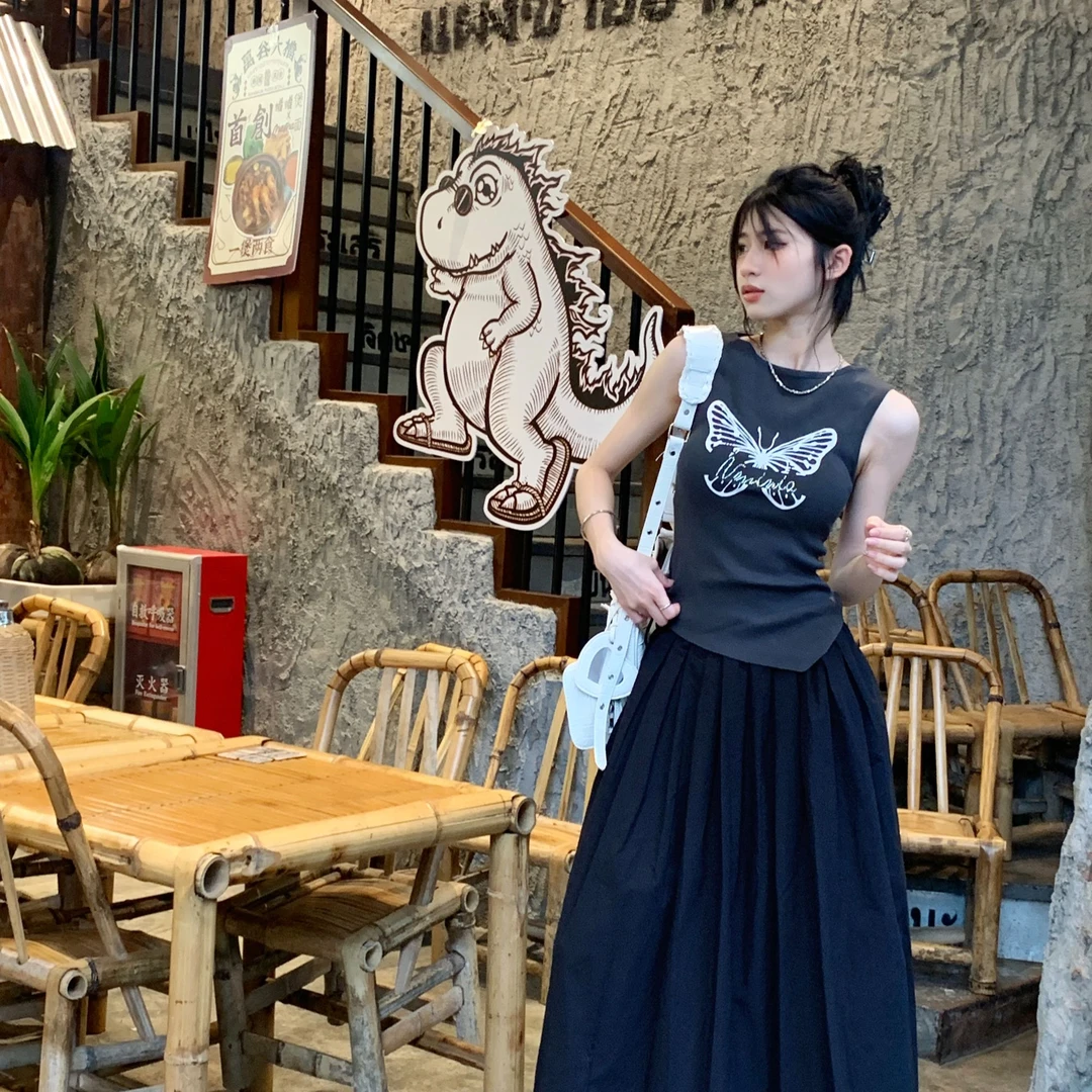 2428218夏季百搭无袖收腰显瘦蝴蝶印花不规则下摆背心