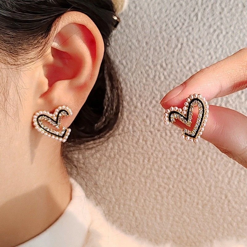 铜合金耳饰 【达人专属】B59珠珠微镶爱心耳环高级简约款