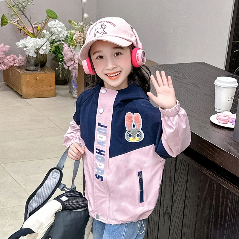 女童春秋款外套2024新款儿童时髦运动连帽冲锋衣女孩户外秋装上衣