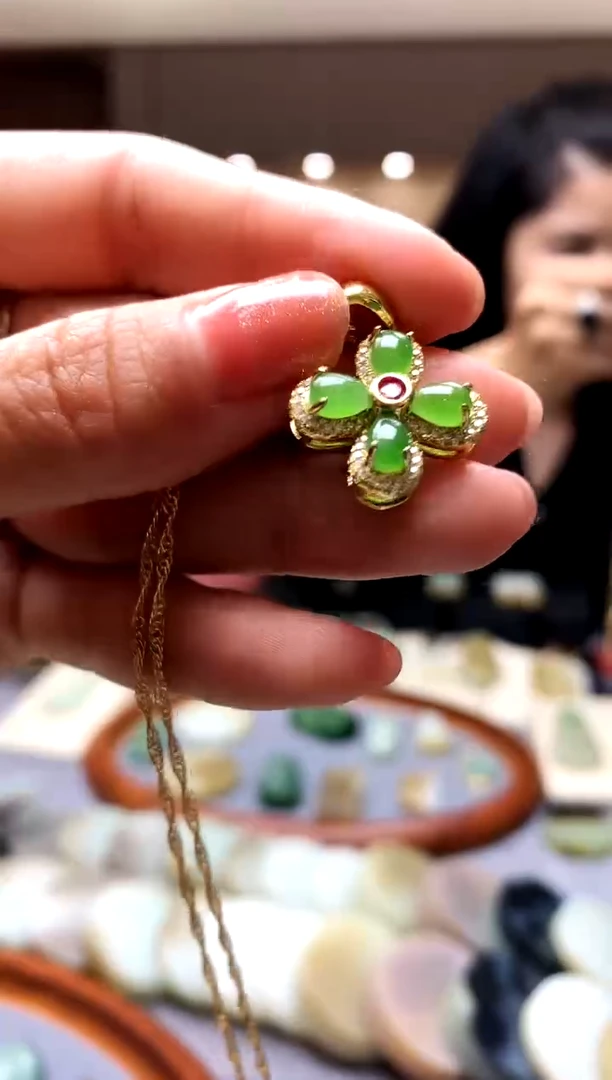 【闪购商品】和田玉项链合金吊坠