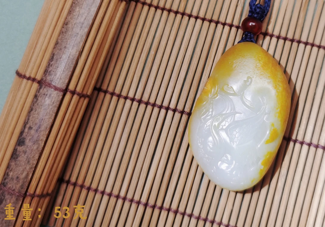 天然新疆和田玉子料一路连科挂件