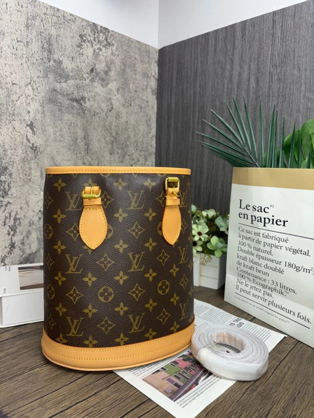 修复品LouisVuitton（敏）小水桶包小号正品植鞣革换新