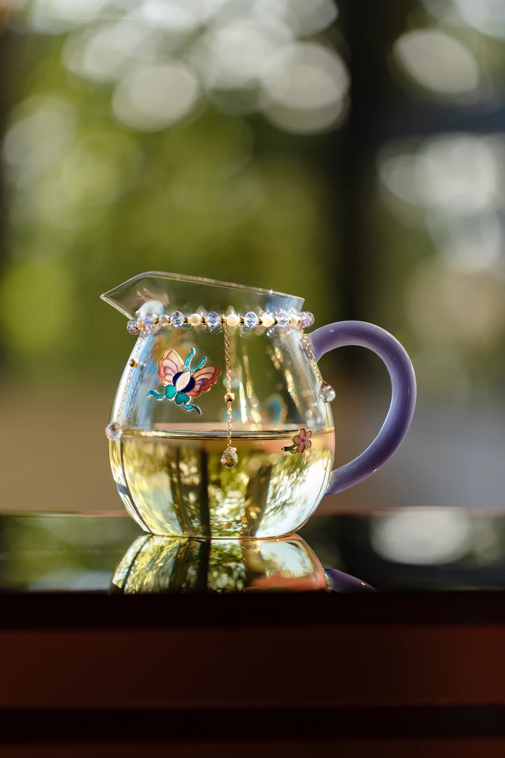 QB00371 掐丝蝴蝶紫把公道杯