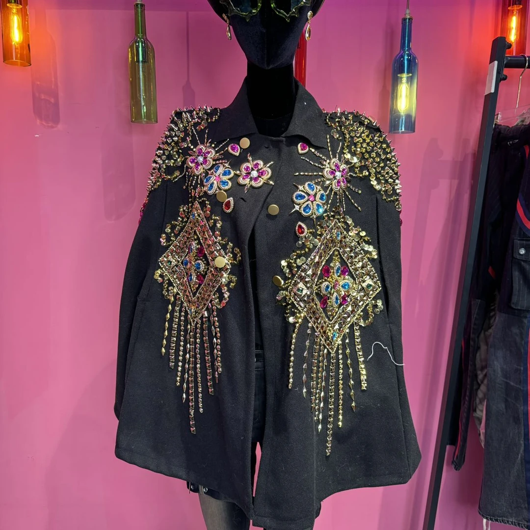 D00003 设计师连卡佛闪钻重工花朵流苏毛呢斗篷