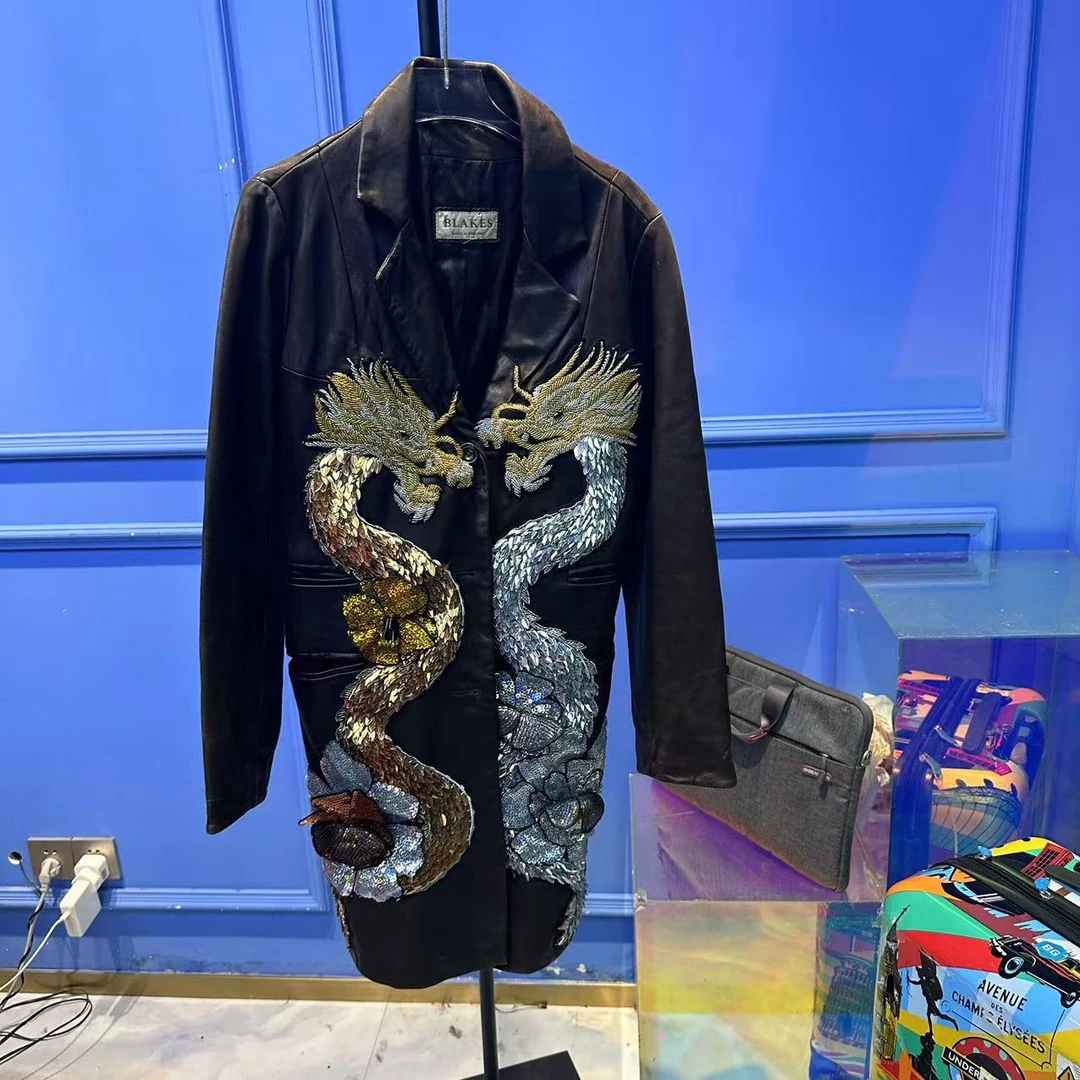 A80971 设计师款时尚女性气质减龄真龙刺绣皮外套