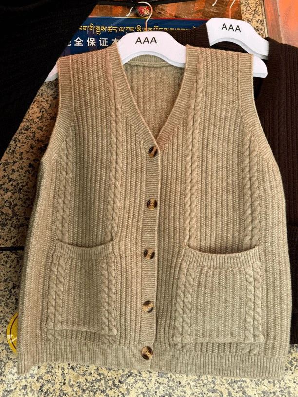 毛衣马甲肉色保暖舒适