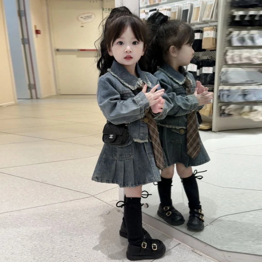 时尚春款套装2024新款时髦女宝宝潮流秋季牛仔百褶短裙儿童两件套