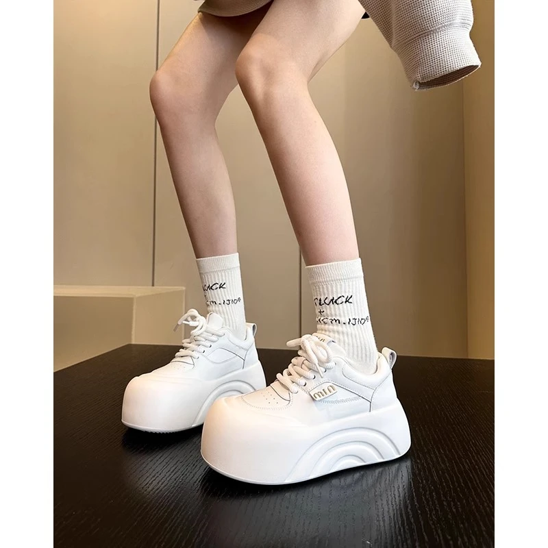 增高小白鞋女大头丑萌面包鞋2024新款秋季休闲鞋百搭厚底松糕鞋