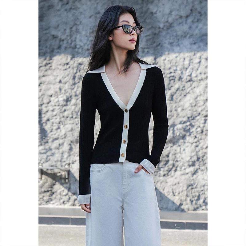 【UR魅力】UR2023秋冬新款女装法式高阶小小织针织开衫UWG930168