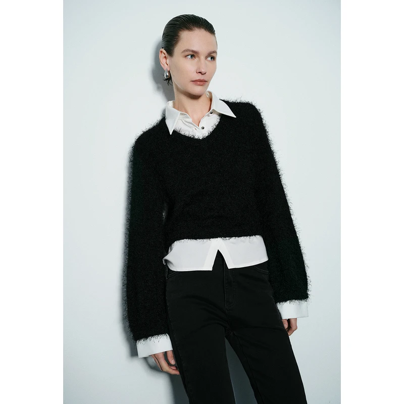 【UR魅力】UR2023秋冬新款女假两件毛绒感小小织针织衫UWG930186