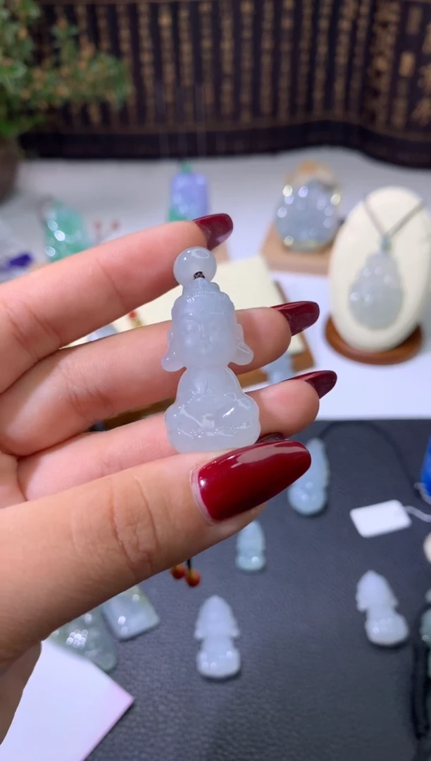【闪购商品】翡翠颈饰未镶嵌观音宝宝佛