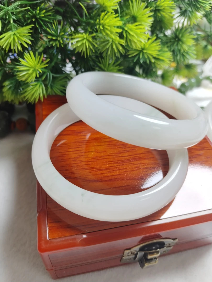 精品新疆天山翠手镯62圈多样性拍一发一