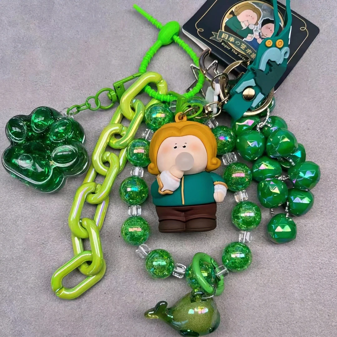 秋季创意手工时尚精致高颜DIY公仔葡萄串钥匙扣手机书包包挂件