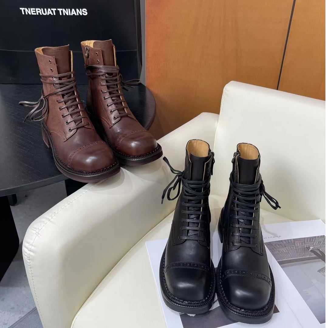 2024秋新款真皮圆头英伦风马丁靴