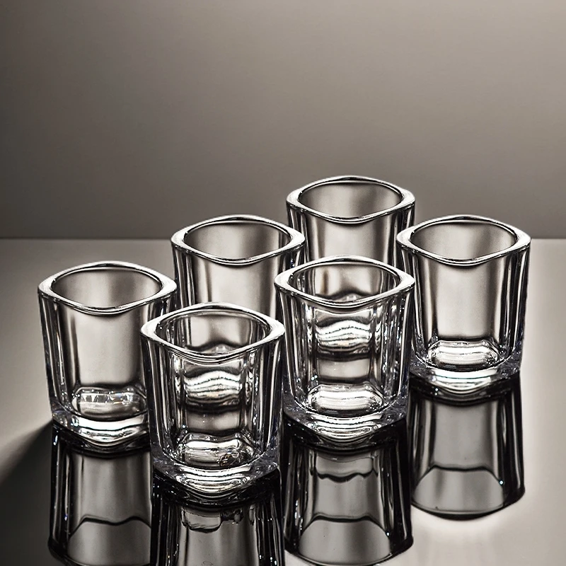 曼薇白酒杯家用套装一两半小酒杯方杯轻奢玻璃杯子一口杯高端酒具