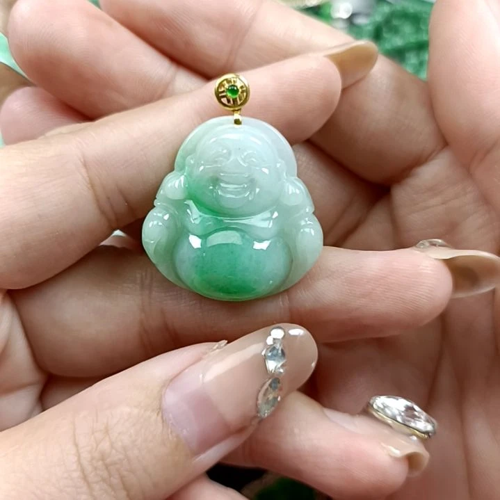 翡翠颈饰18K金镶嵌翡翠成品