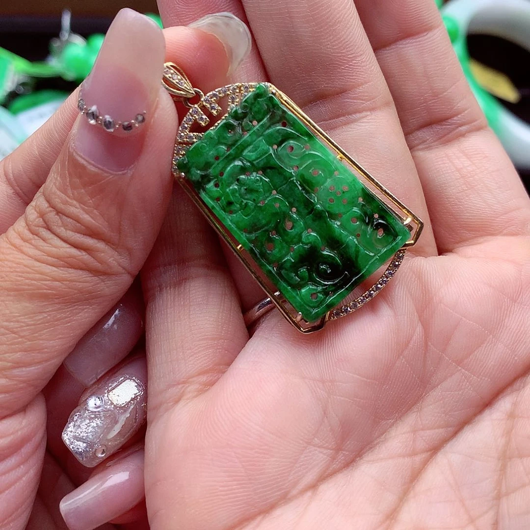 翡翠颈饰银S925镶嵌翡翠