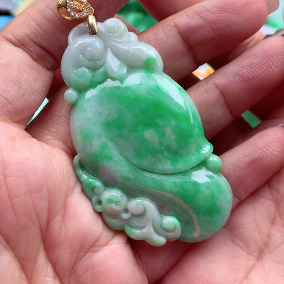 翡翠颈饰银S925镶嵌翡翠