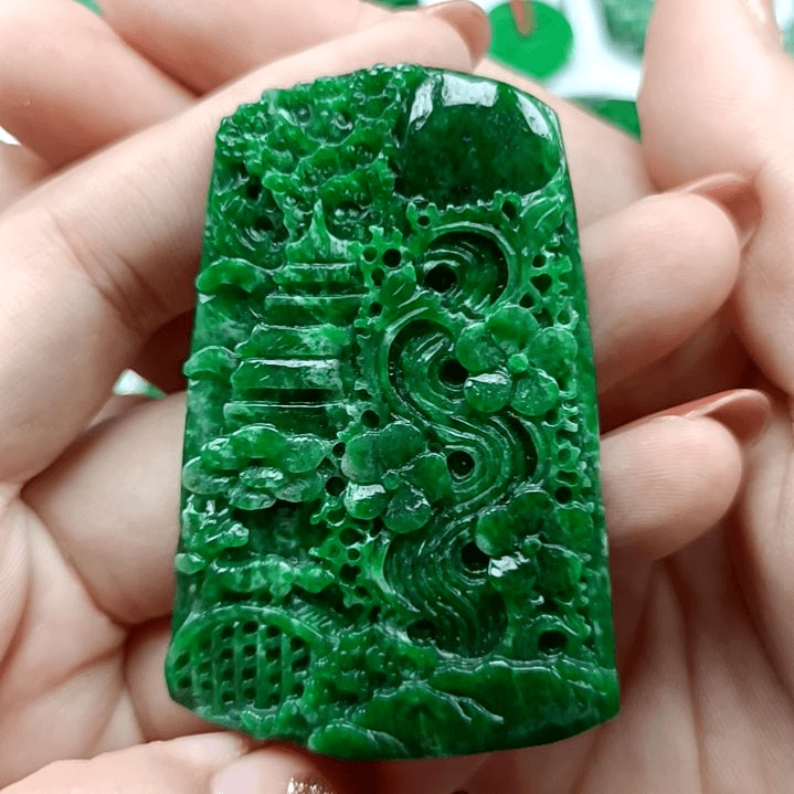 翡翠颈饰未镶嵌翡翠成品