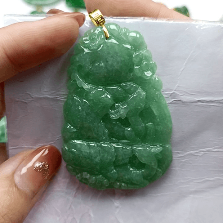翡翠颈饰18K金镶嵌翡翠成品