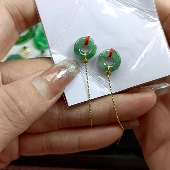 翡翠颈饰未镶嵌翡翠成品