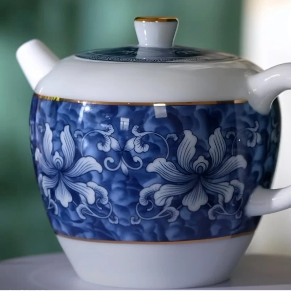 【成艺】陶瓷茶具锦上添花品壶中式复古青花图案润香品茗杯两支组